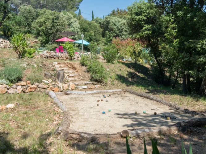 Secluded Villa in Lorgues With Private Pool
