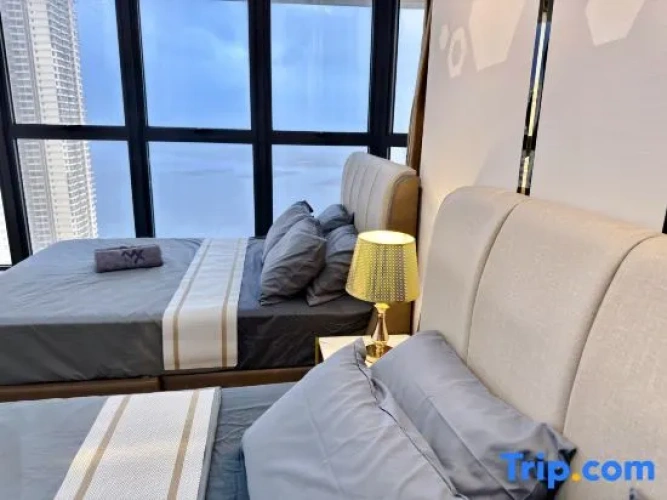 3 Bedrooms Apartment with sea view
