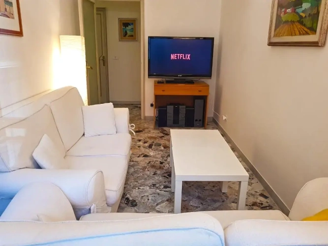 3 Bedrooms Apartment