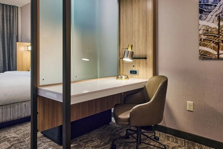 Springhill Suites By Marriott Medford Airport