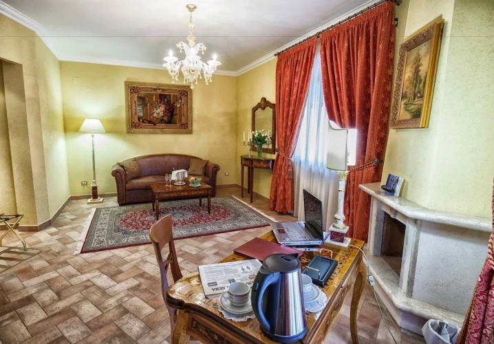 1 Bedroom Deluxe Suite