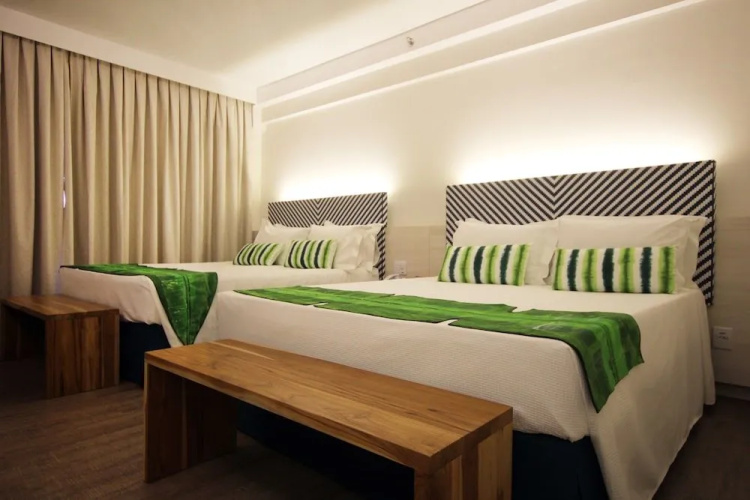 Hot Beach Resort