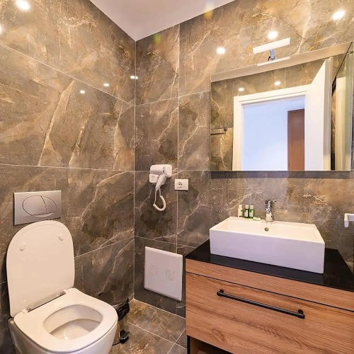 Standard Double room with partial sea view