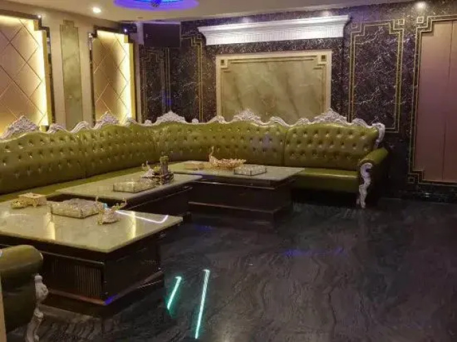 Jinggu Hotel