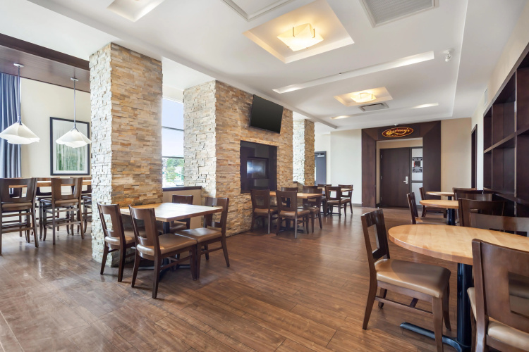 Best Western Plus Edmonton Airport Hotel photo 35