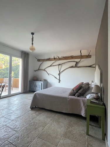 Standard Quadruple room with mountain view