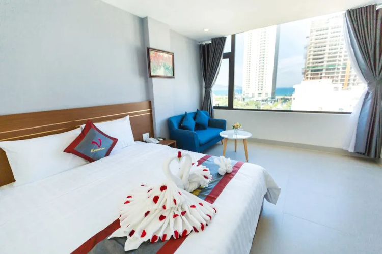 Vivian Hotel