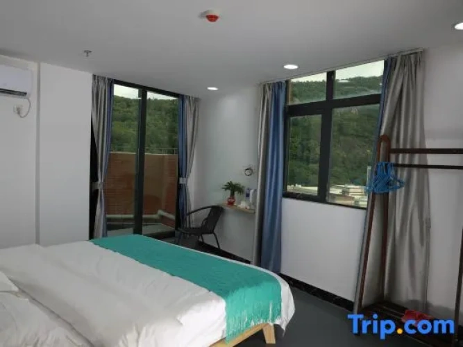 Deluxe Double Suite