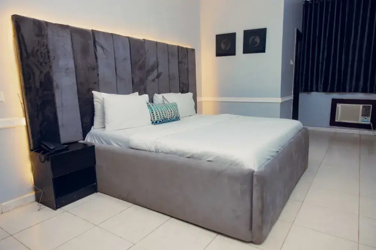 OVIC Hotel