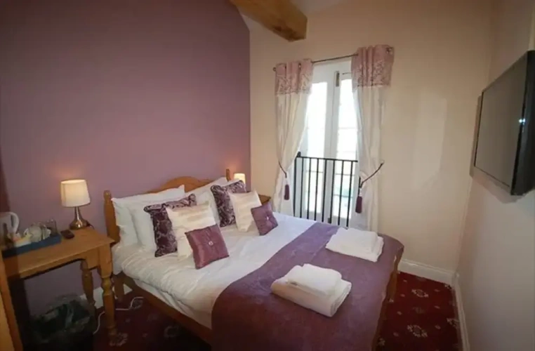 1 Bedroom Economy Double room