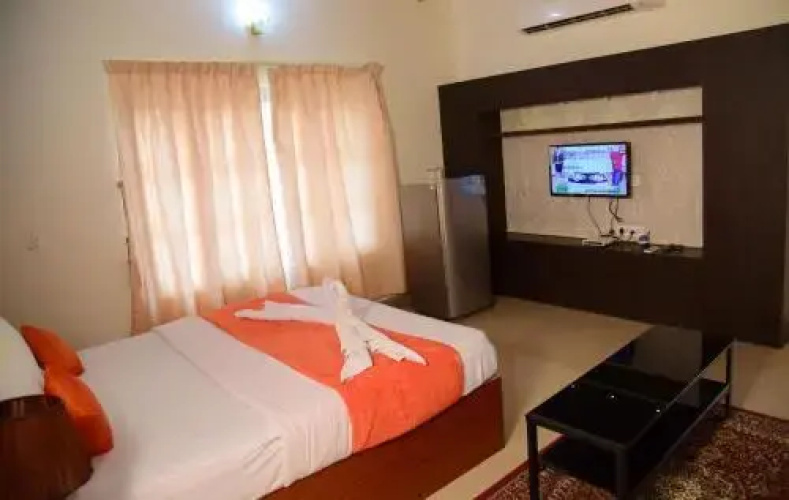 Aramana Holiday Inn