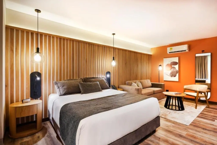 Suite with balcony