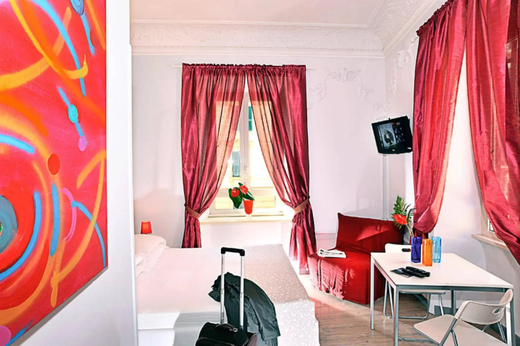Colors Hotel