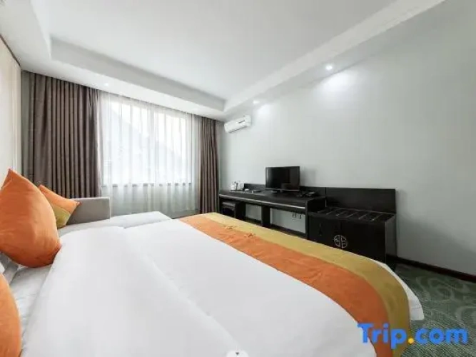 Standard Double room with mountain view