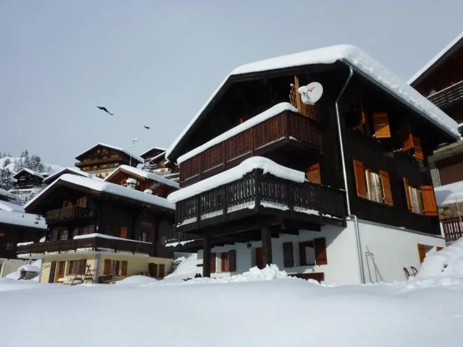 3 Bedrooms Duplex Apartment