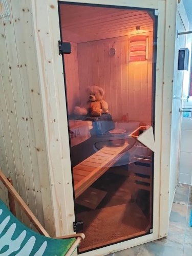 Wellness- Hottub & Sauna- Pet Friendly- Hiking