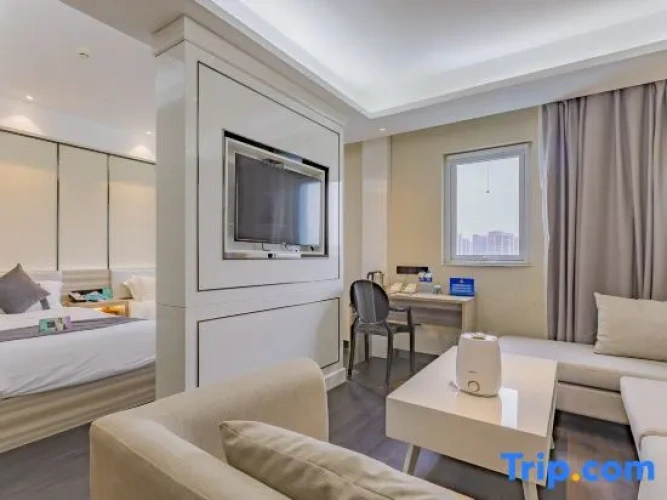 Standard Twin Suite