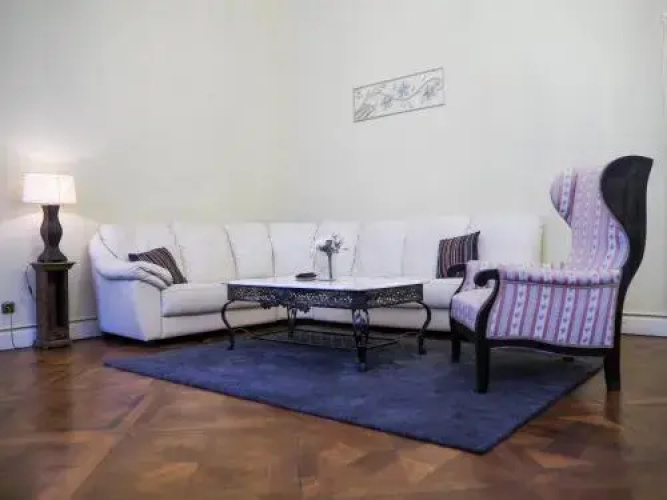 Riverview Old Town Apartment