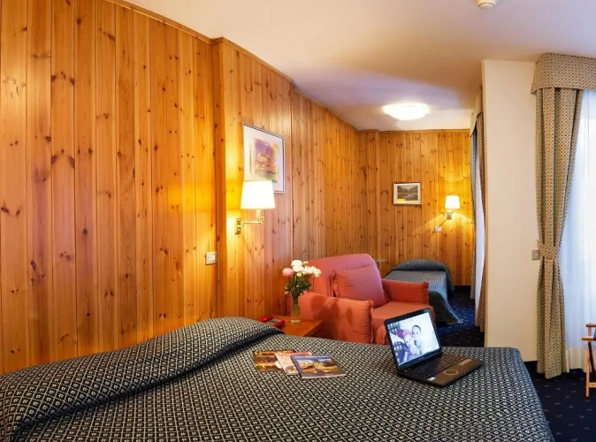 Superior Triple room