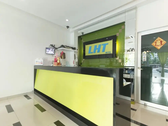 OYO 973 LHT Hotel