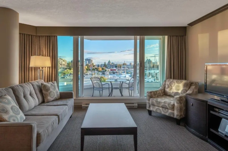 1 Bedroom Double Suite with water view