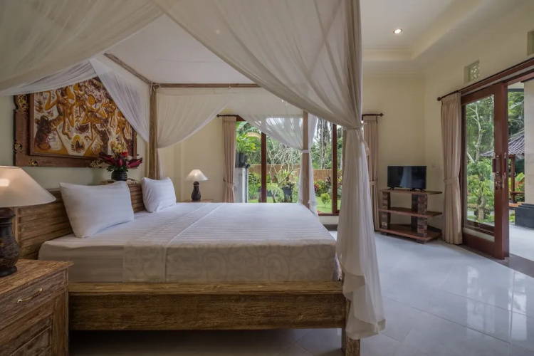 Puri Astina Villa