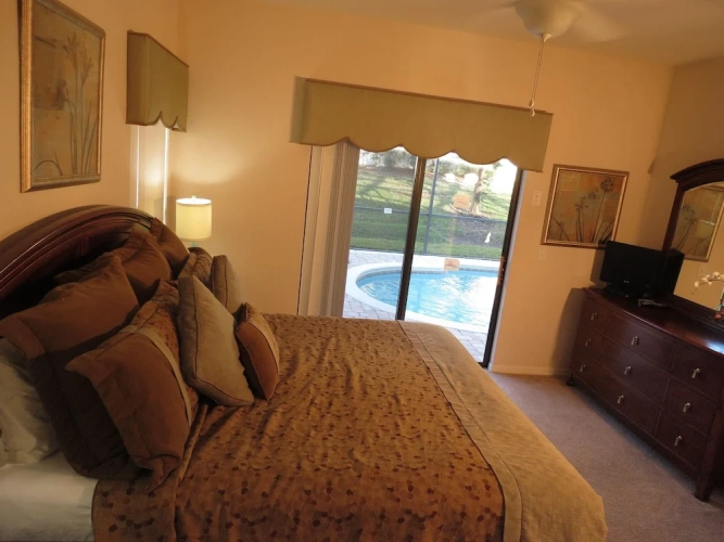 3 Bedrooms Deluxe Cottage