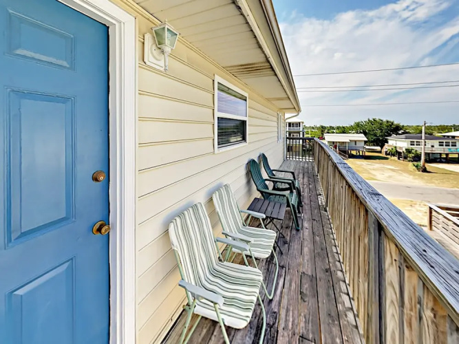 344 E Beach Blvd Condo Unit 21 by RedAwning