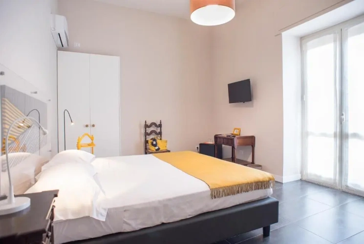 Standard Triple room with balcony