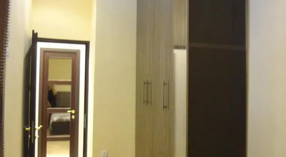 Modern Komitas Flat