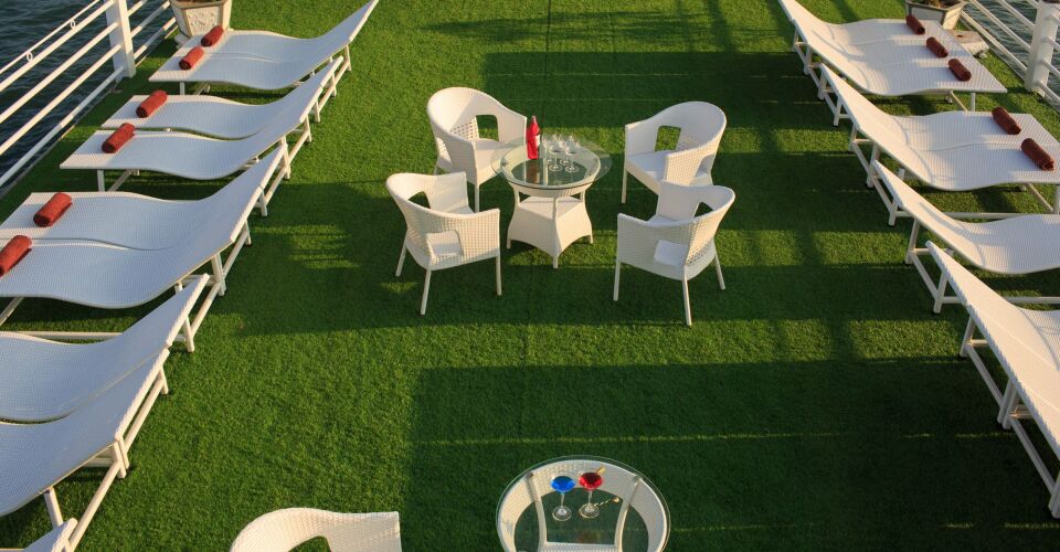 Halong Silversea CruiseOver view