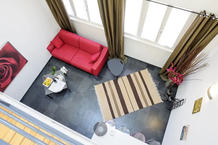 Isola Apartments
