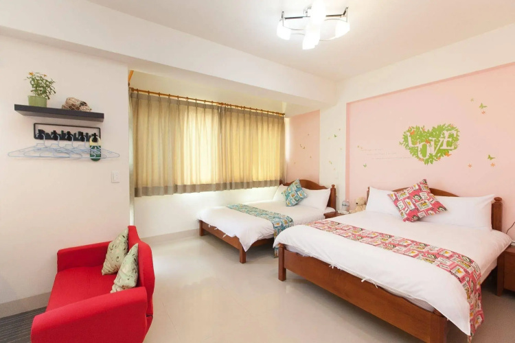 No. Six Homestay
