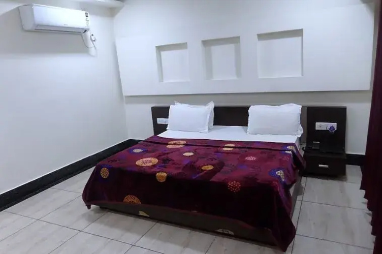 Hotel Raj Mahal Roorkee