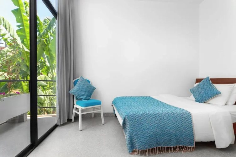 Tropical Garden House