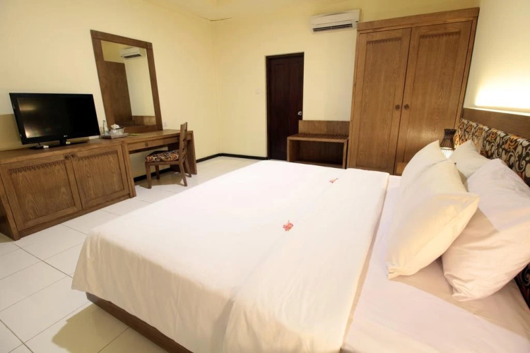 Diwangkara Beach Hotel and Resort