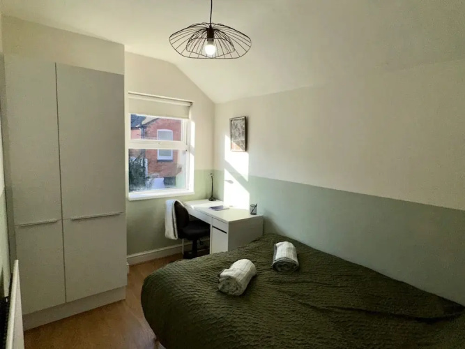 4-bed 3 Bath House in Leicester City
