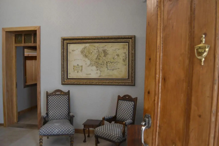 Hobbit Boutique Hotel