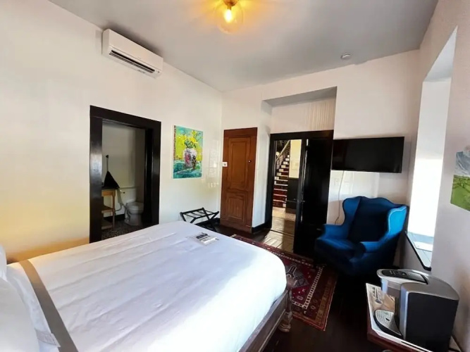 Hotel Giles