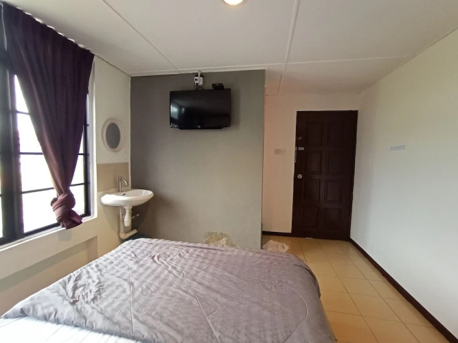 Hotel O Grand Vista