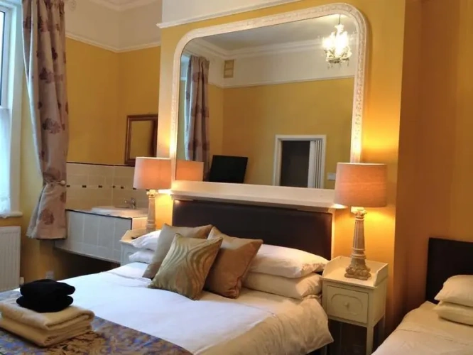 Standard Single room