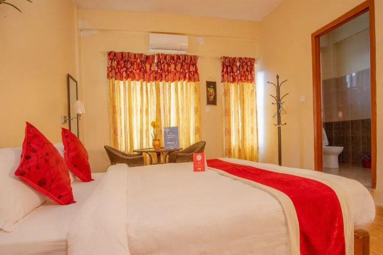 Silver Sky Hotel