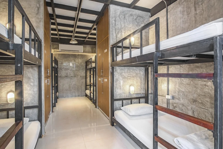 OYO 585 Freedom Hostel @ Phi Phi