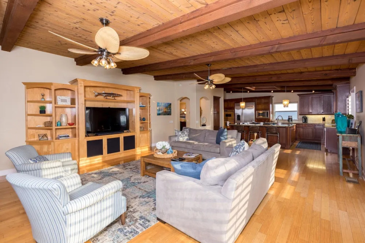 331ngran 4 Bedroom Home