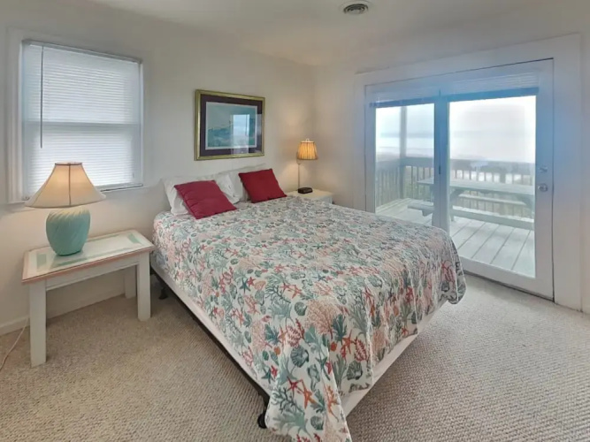 Bright's Beach Front by Topsail Realty