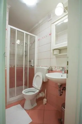 Carman Guest House