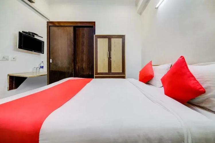 Millenium Residency By OYO Rooms