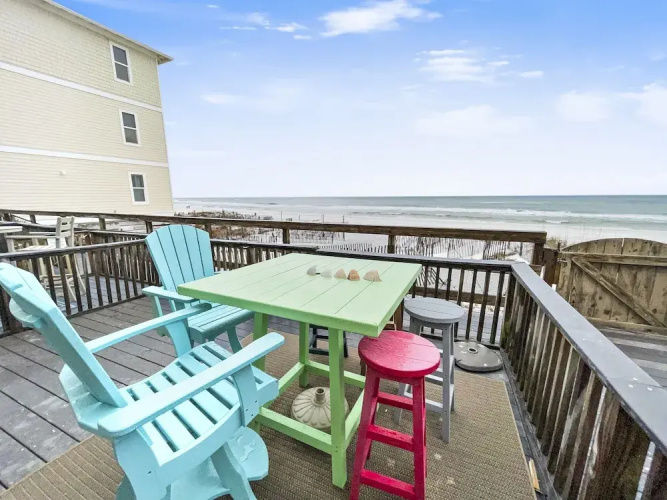 Leeward Ii-3-front Row 1 Bedroom Condo by RedAwning