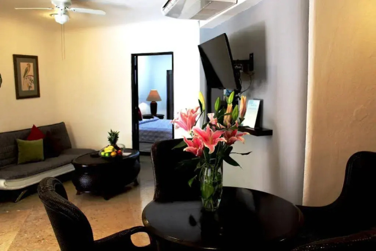 Blue Palms Suites