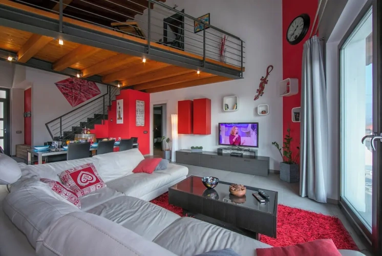 4 Bedrooms Family Villa